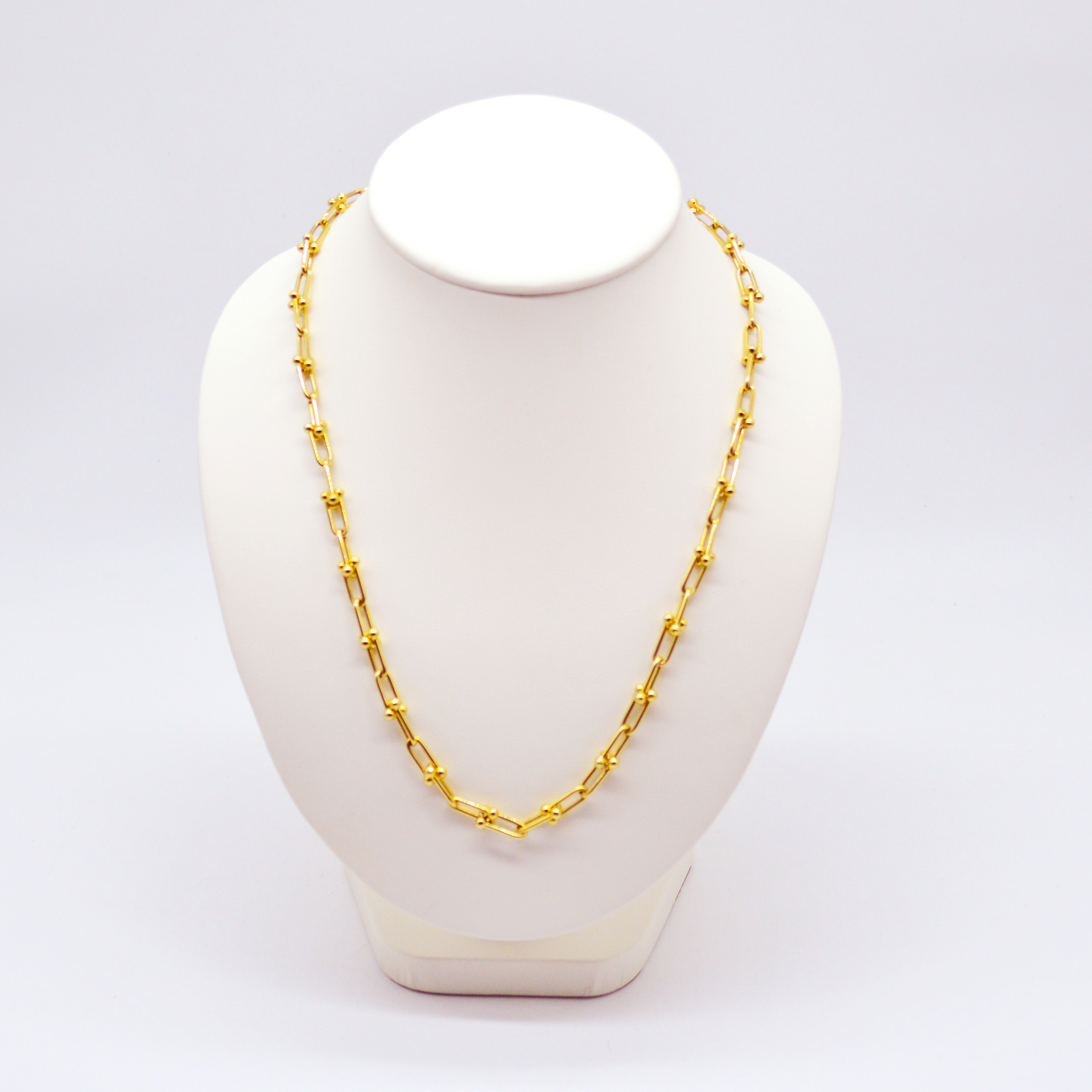 Hiraola's Product Image