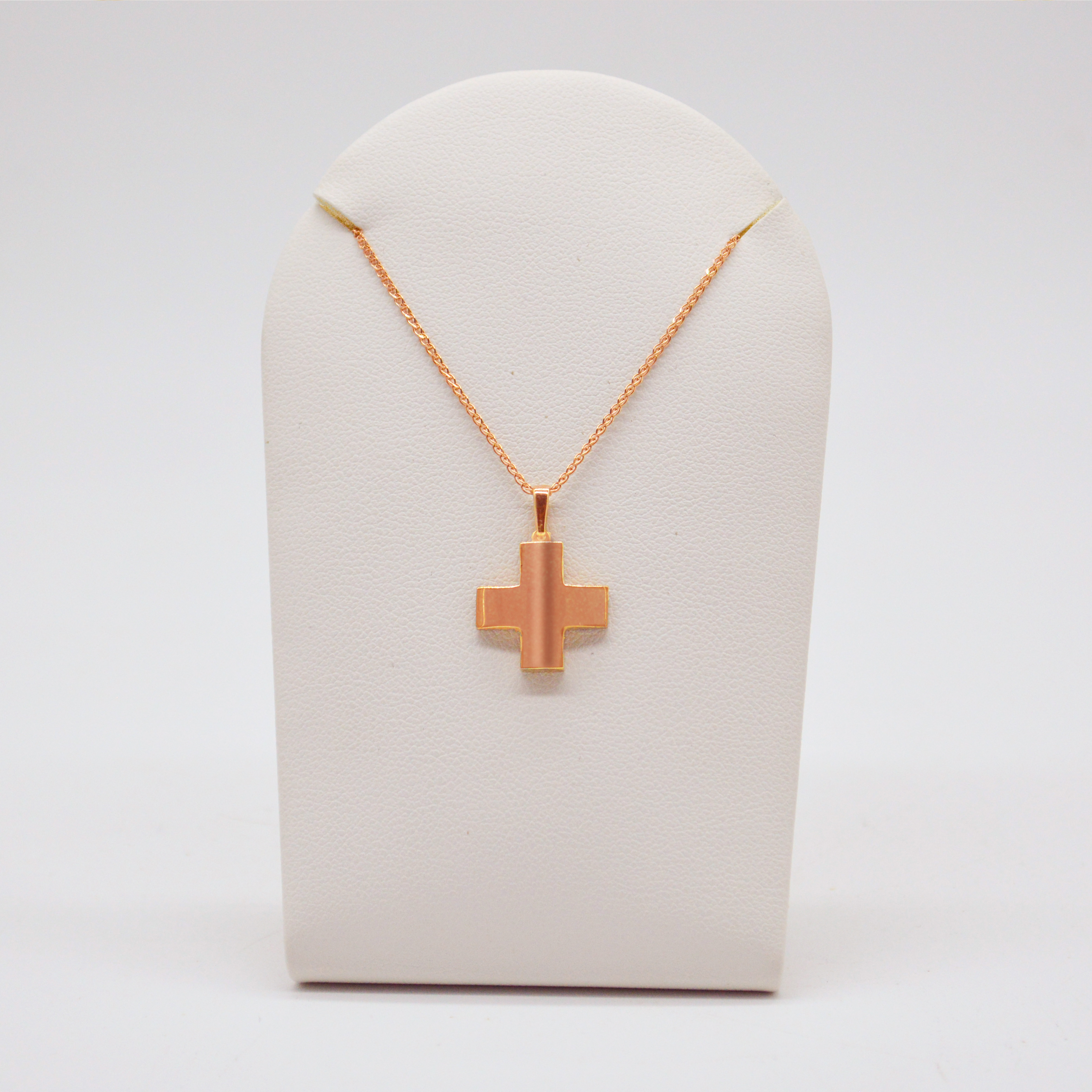 Hiraola's Product Image