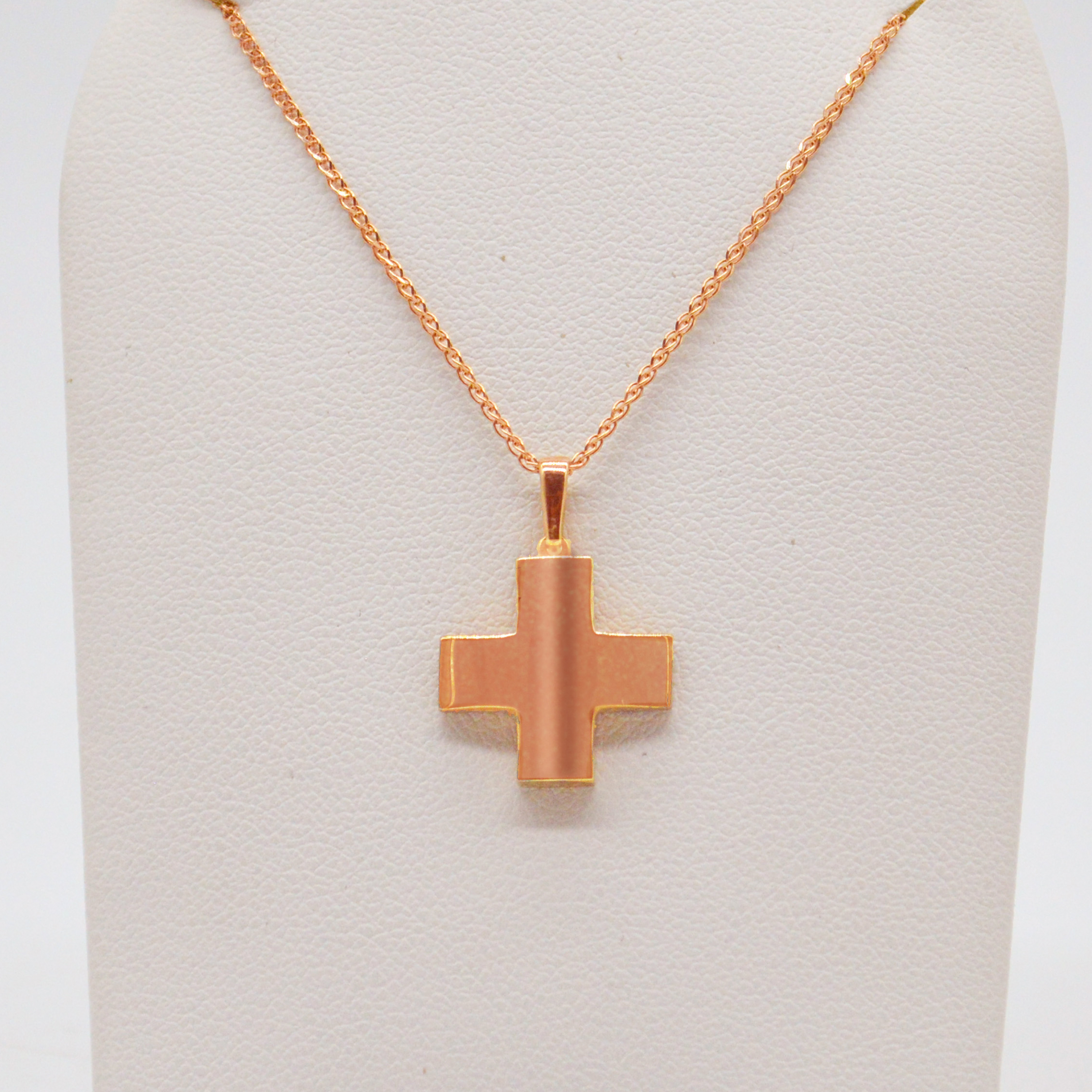 Hiraola's Product Image